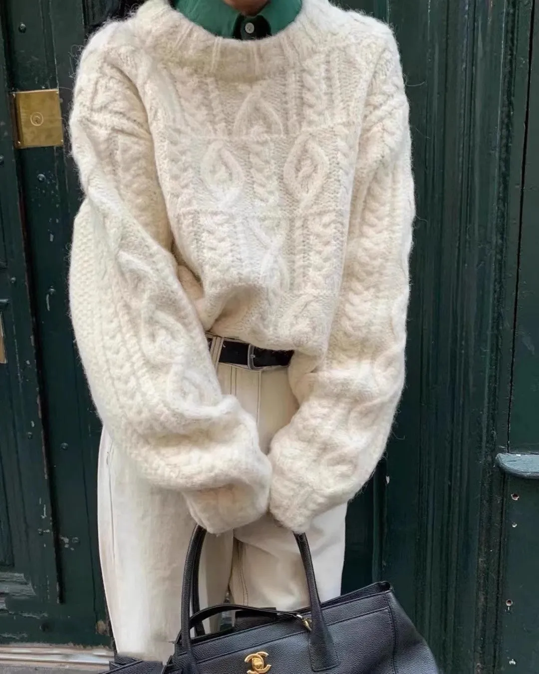 round neck thick outer sweater for women     S5057