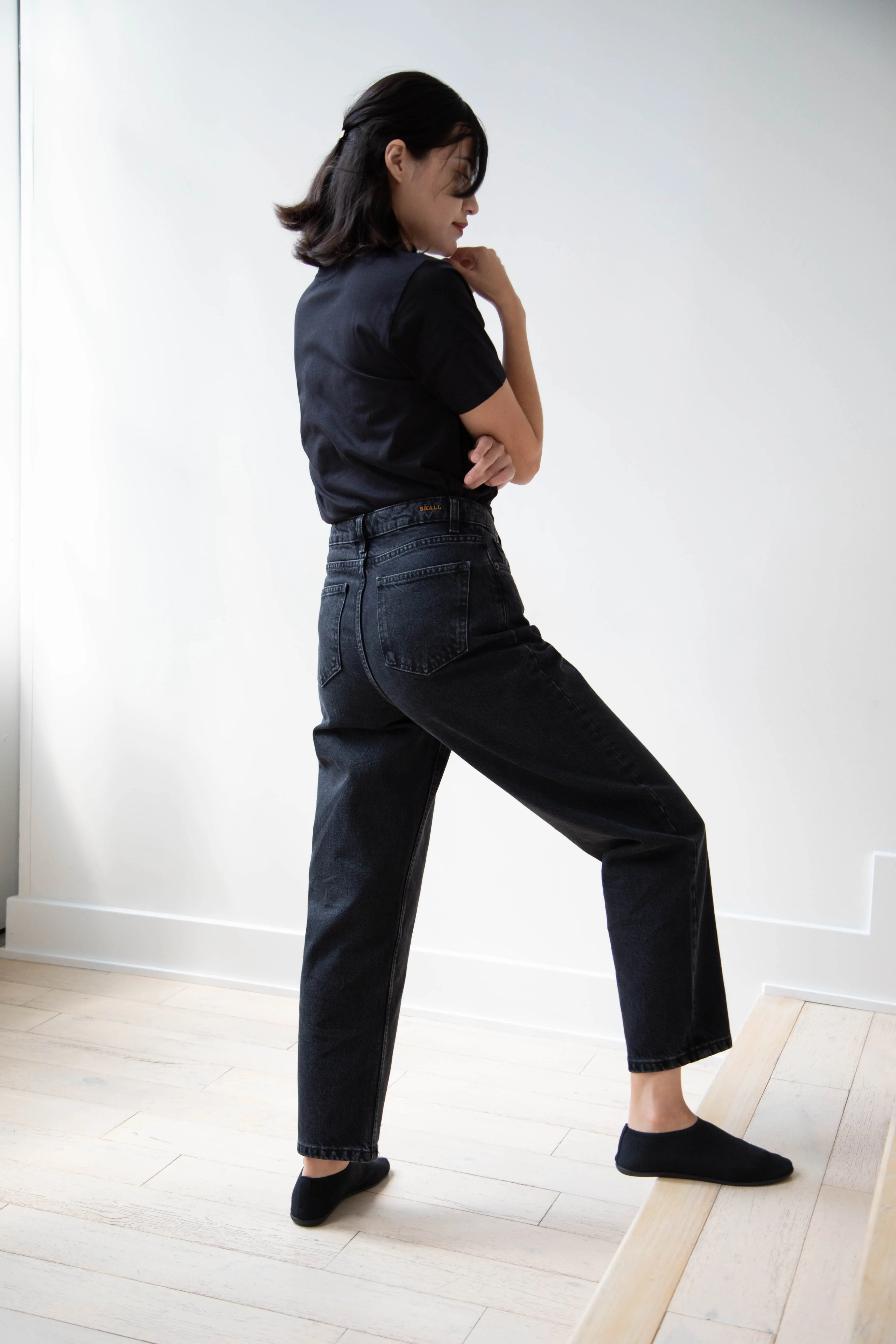 Skall | Allison Cropped Jeans in Vintage Black