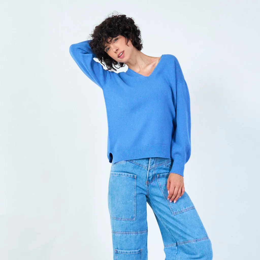 V-neck knit sweater with relaxed fit wholesale