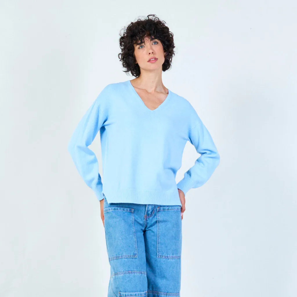 V-neck knit sweater with relaxed fit wholesale
