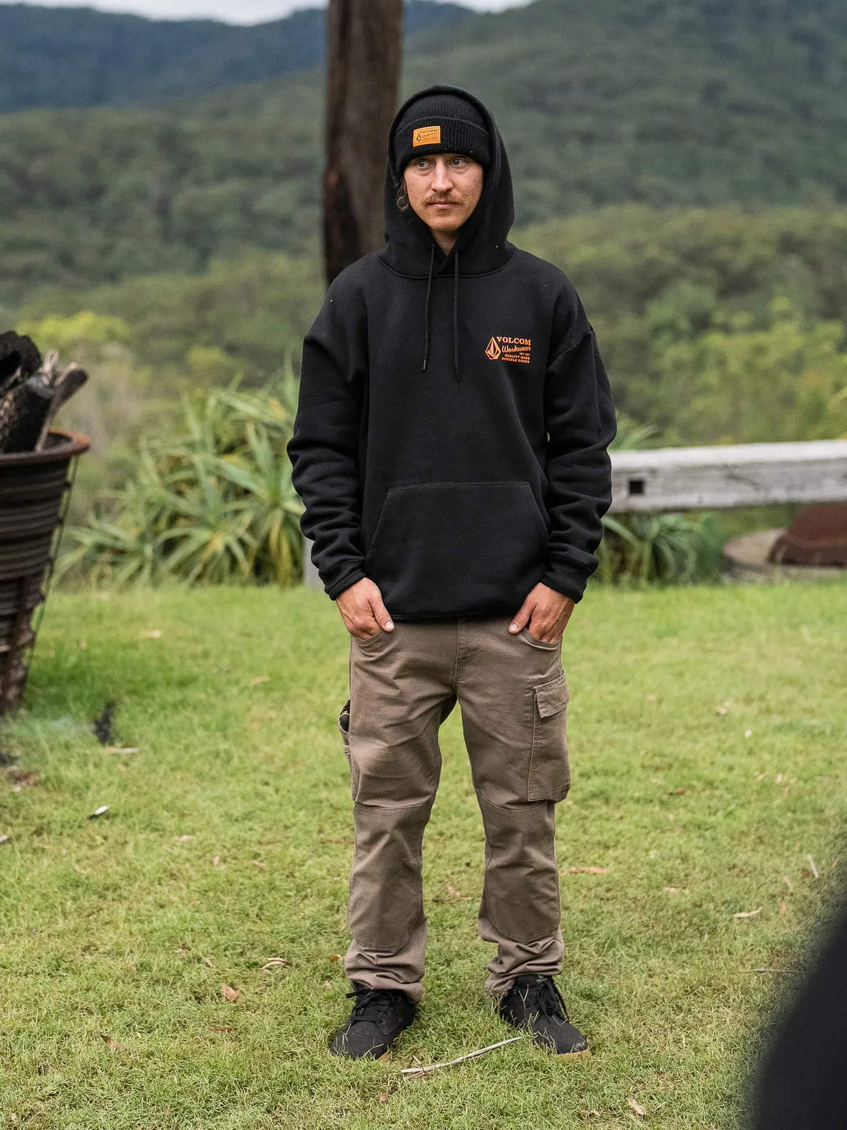 Volcom Workwear Pullover Hoodie - Black